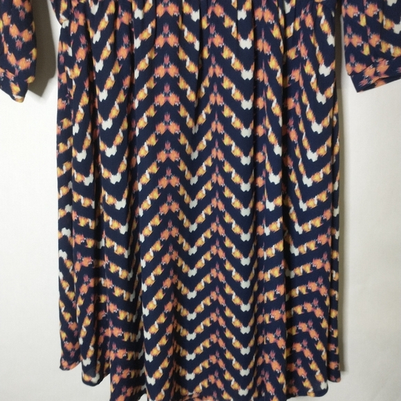 Xhilaration patterned knee length dress size medium - Picture 3 of 10